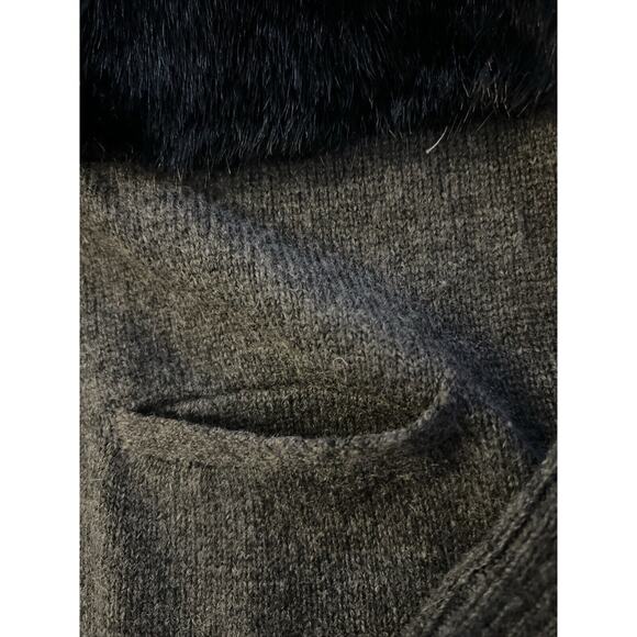 SIMPLY VERA WANG XL Fur Front Wool Blend Sweater Cardigan Charcoal Gray $78 NWT - Picture 9 of 13